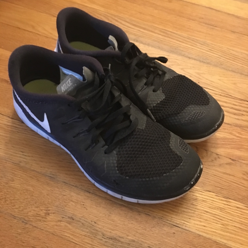 Nike Free kids size 7/womens size9 - Picture 2 of 3